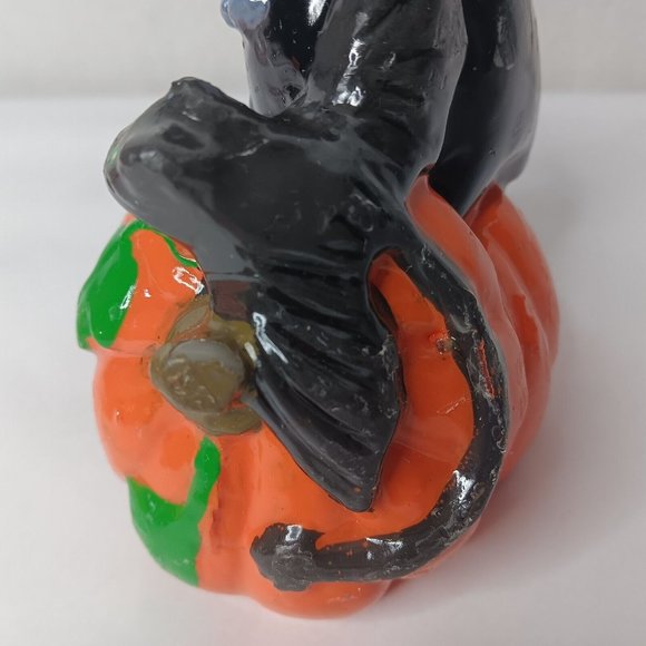 Vintage 1980s Halloween Wax Candles 2 Kitschy Pumpkins Black Cat Bat Decor - Picture 8 of 16